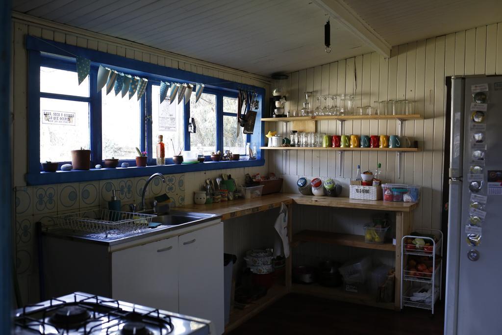 Casa Vieja Hostel & Camping Пуерто Варас Екстериор снимка