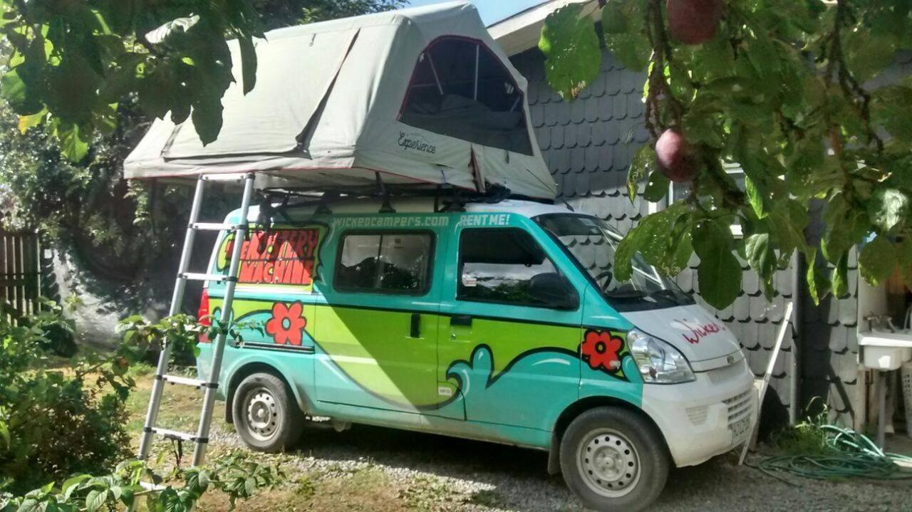 Casa Vieja Hostel & Camping Пуерто Варас Екстериор снимка